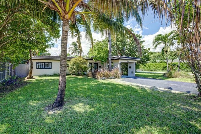 3 of 64 - 3281 Ne 15th Ave, Oakland Park, FL