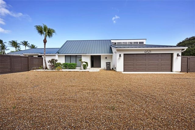 1 of 13 - 4621 Windswept Pines Ct, Jupiter, FL