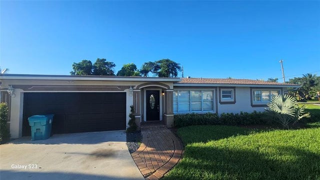 3 of 4 - 401 Nw 5th Ave, Boynton Beach, FL