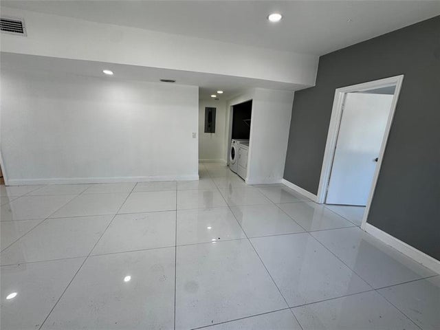 5 of 54 - 5181 Ne 16th Ave, Pompano Beach, FL