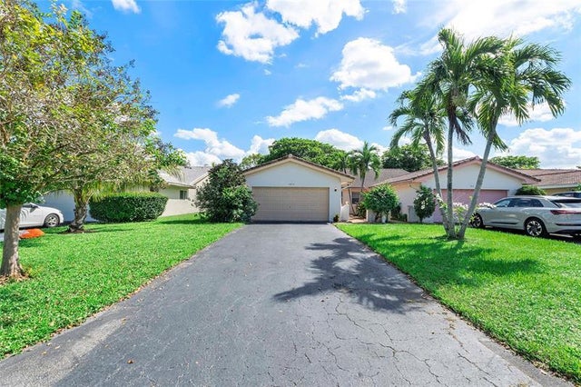 1 of 14 - 3013 Nw 103rd Ln, Coral Springs, FL