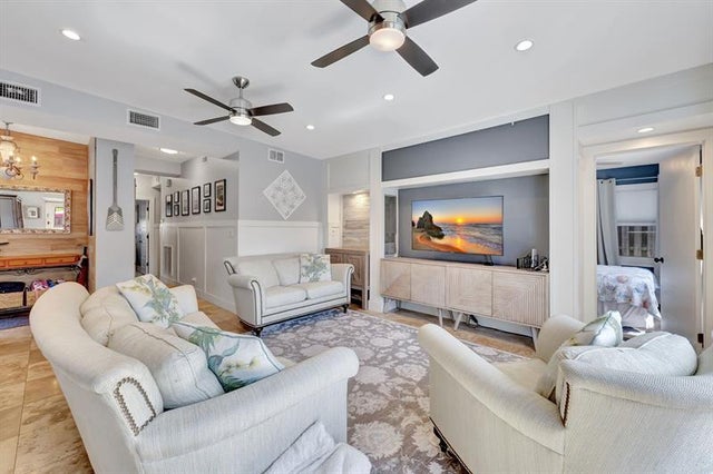1 of 35 - 1163 Ne 3rd Ave, Boca Raton, FL