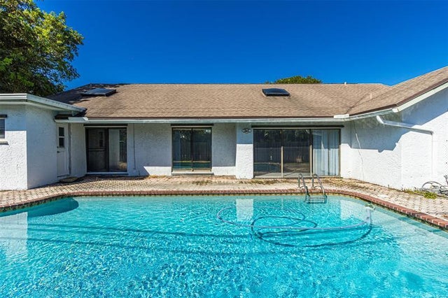 2 of 40 - 5250 Sw 101st Ave, Cooper City, FL