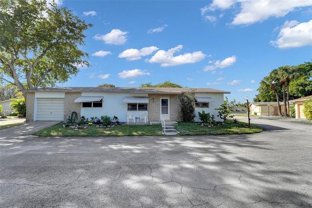 2 of 27 - 2617 Sw Natura Ave, Deerfield Beach, FL