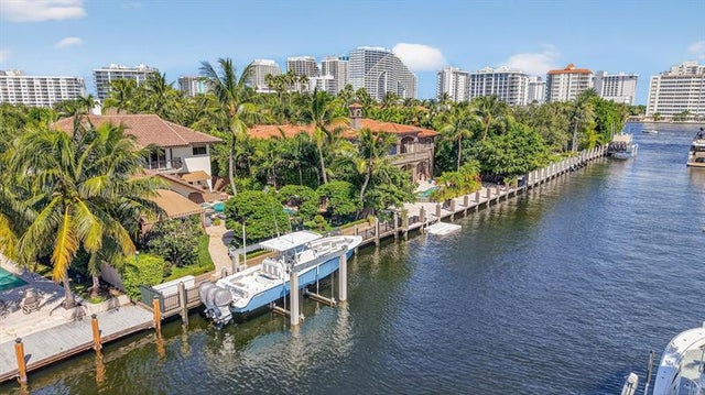 2 of 81 - 2630 Barcelona Dr, Fort Lauderdale, FL