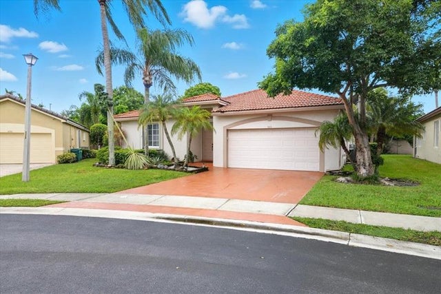 4 of 23 - 7631 Nw 87th Ter, Tamarac, FL