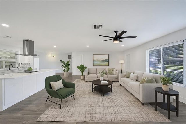 2 of 50 - 11600 Nw 26th St, Plantation, FL