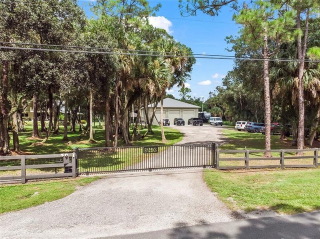 1 of 81 - 9293 Whippoorwill Trail, Jupiter, FL