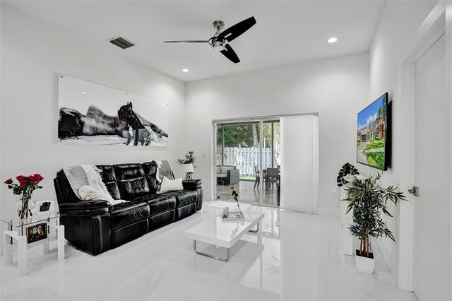 5 of 24 - 3119 Sw 140th Ave, Miramar, FL