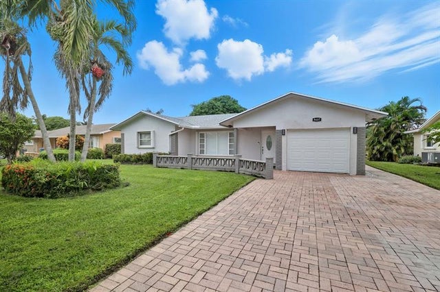 3 of 43 - 9407 Nw 70th Pl, Tamarac, FL
