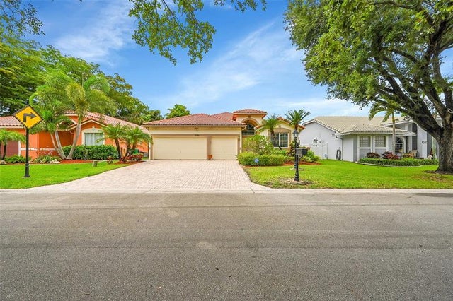 2 of 41 - 5791 Nw 48th Dr, Coral Springs, FL