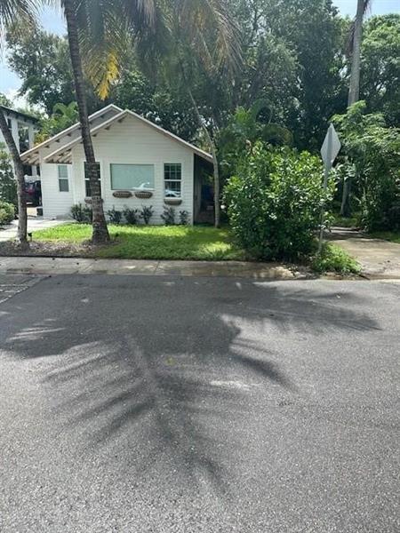 2 of 12 - 622 Se 6th Ct, Fort Lauderdale, FL