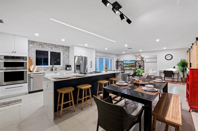 5 of 26 - 4311 Ne 15th Ave, Oakland Park, FL
