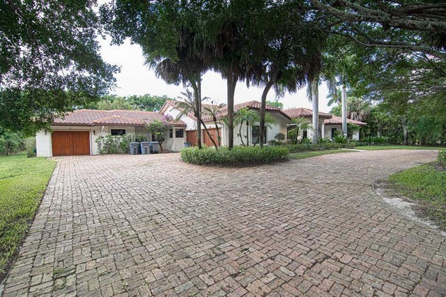 2 of 62 - 8208 Twin Lake Drive, Boca Raton, FL