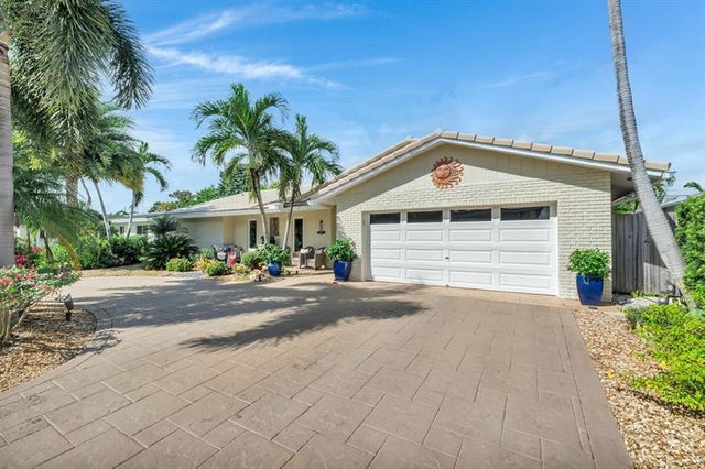 1 of 54 - 5751 Ne 22nd Way, Fort Lauderdale, FL