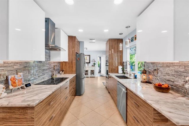 5 of 54 - 5751 Ne 22nd Way, Fort Lauderdale, FL