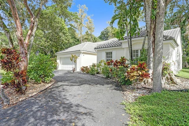3564 Sanctuary Dr, Coral Springs