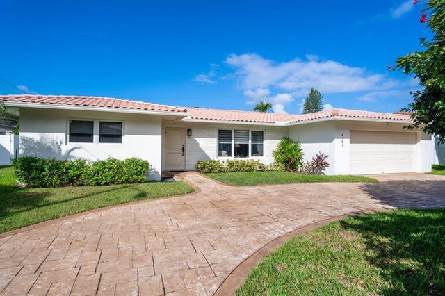 2 of 31 - 4731 Ne 29th Ave, Fort Lauderdale, FL