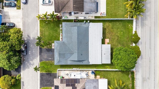 4 of 46 - 9701 Nw 83rd St, Tamarac, FL
