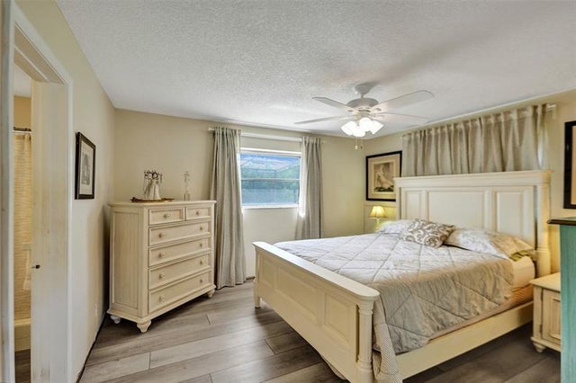 4 of 46 - 4712 Nw 41st Ave, Tamarac, FL