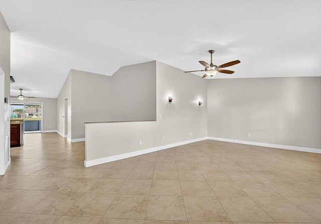 4 of 32 - 7867 Ridgewood Dr, Lake Worth, FL