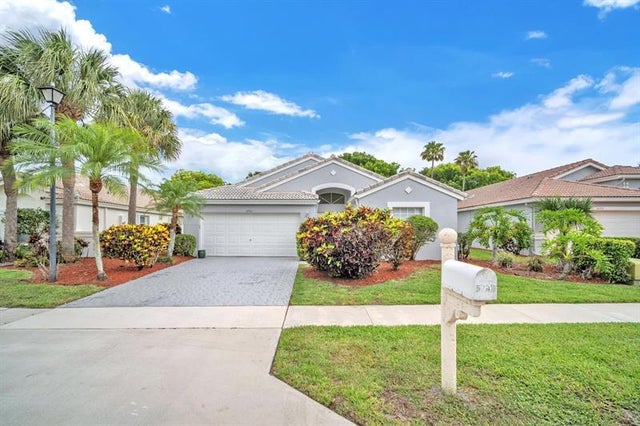 2 of 57 - 5701 Swaying Palm Ln, Boynton Beach, FL