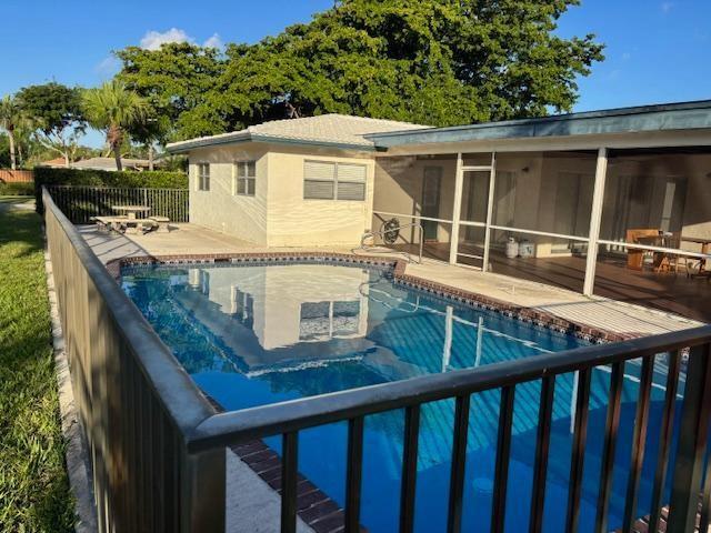 5 of 13 - 8244 Nw 6th St, Coral Springs, FL