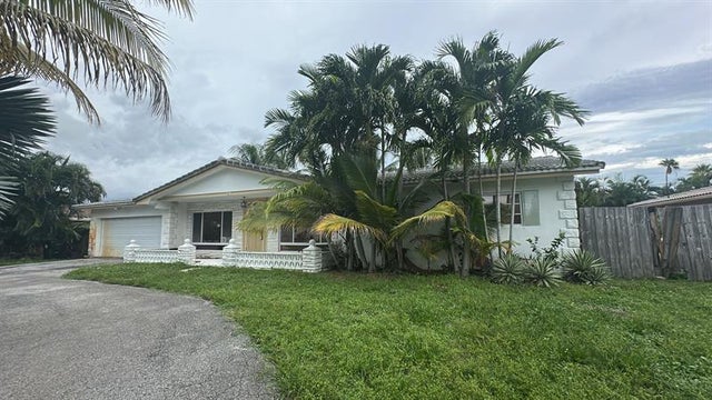 2 of 2 - 2081 Ne 27th St, Lighthouse Point, FL