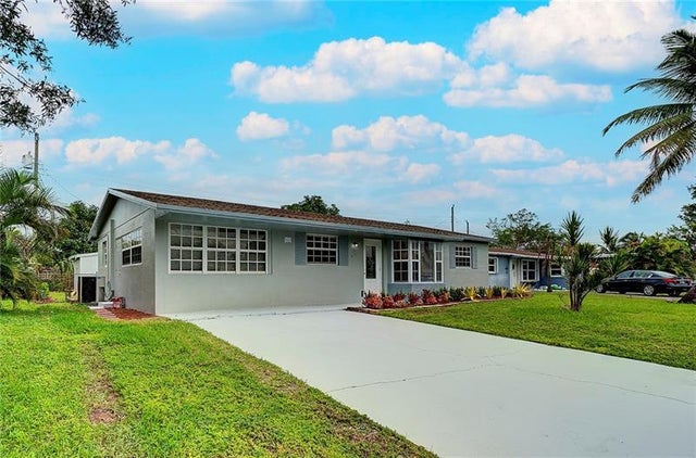 2 of 25 - 6711 Nw 8th St, Margate, FL