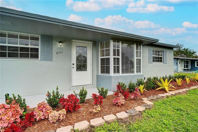 3 of 25 - 6711 Nw 8th St, Margate, FL