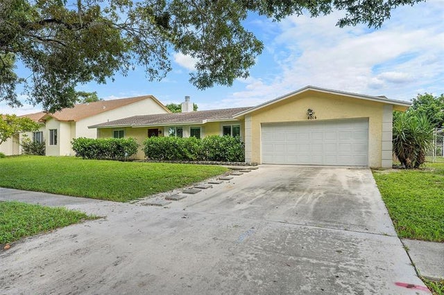 3 of 20 - 4014 Waverly Dr, Palm Beach, FL