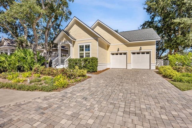 1 of 30 - 1511 Coastal Oak Circle, Fernandina Beach, FL