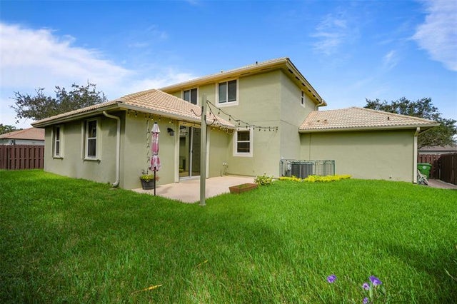 5 of 49 - 16566 N Mariposa Cir, Fort Lauderdale, FL