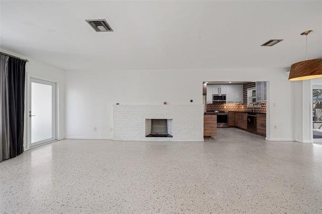 2 of 36 - 615 N 32nd Ave, Hollywood, FL