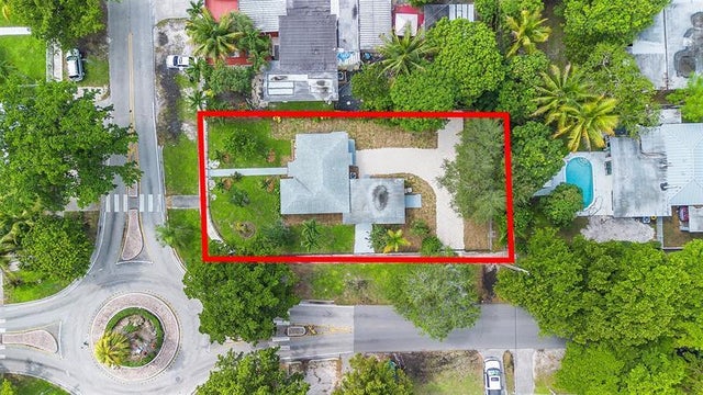 3 of 28 - 1005 Nw 123rd St, North Miami, FL