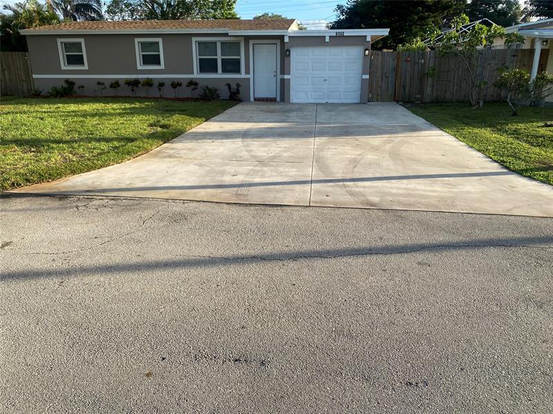 6152 Sw 2nd St, Margate