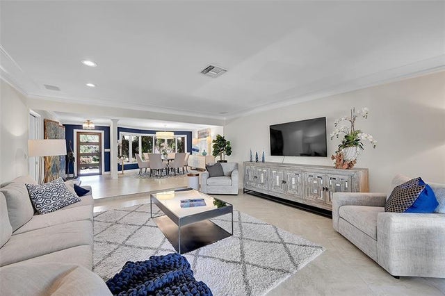 5 of 64 - 3050 Ne 40th Ct, Fort Lauderdale, FL