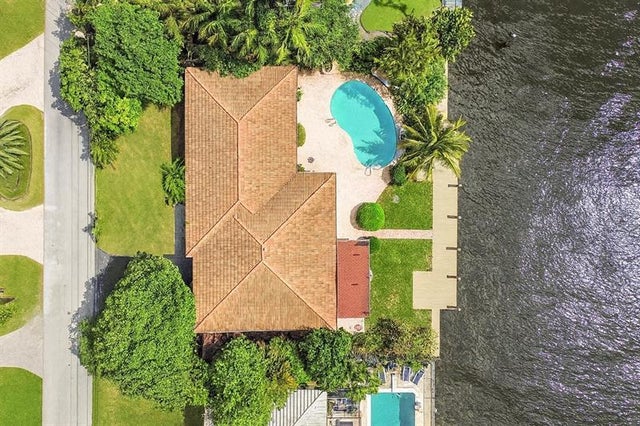 3 of 11 - 2870 Ne 26th St, Fort Lauderdale, FL