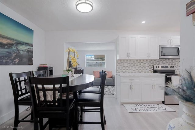 5 of 21 - 1211 Nw 50th Ave, Lauderhill, FL