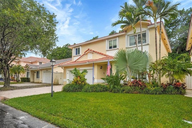 2 of 40 - 10930 Sw 153 Ct, Miami, FL
