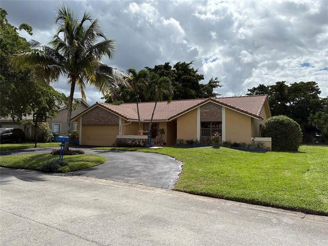 3 of 3 - 2484 Nw 88th Ter, Coral Springs, FL