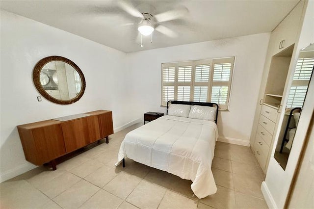 5 of 24 - 2200 Ne 19th Ave, Wilton Manors, FL