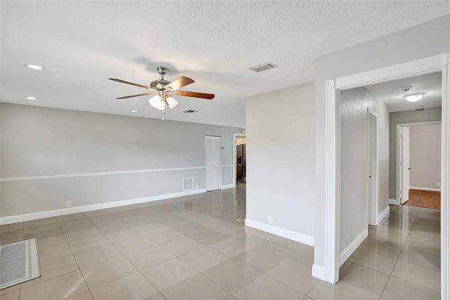 4 of 49 - 7741 Sw 1st St, Margate, FL