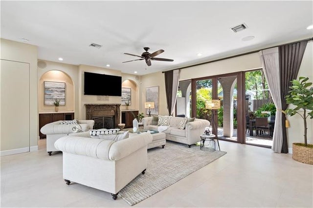 4 of 33 - 1312 Se 2nd Ct, Fort Lauderdale, FL