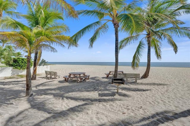3 of 29 - 1760 Bel Air Ave, Lauderdale By The Sea, FL