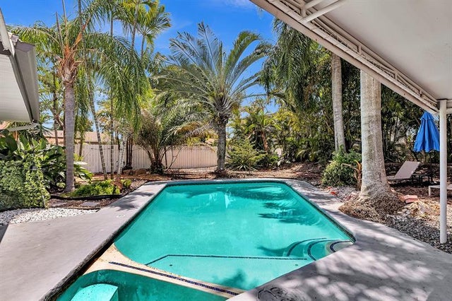 4 of 87 - 1580 Ne 35th St, Oakland Park, FL