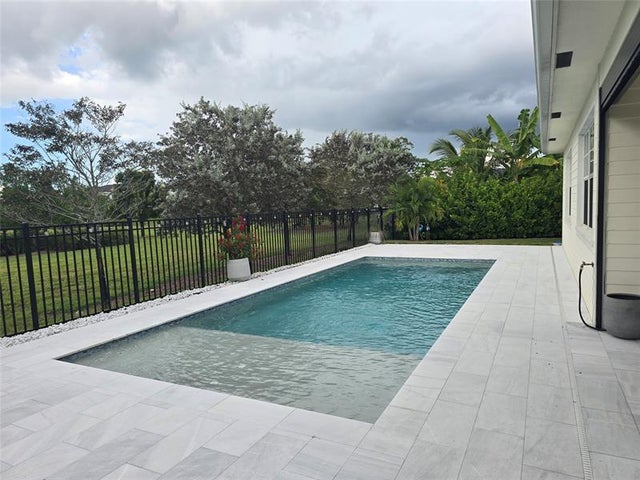 3 of 83 - 987 Castaway Ct, Loxahatchee, FL