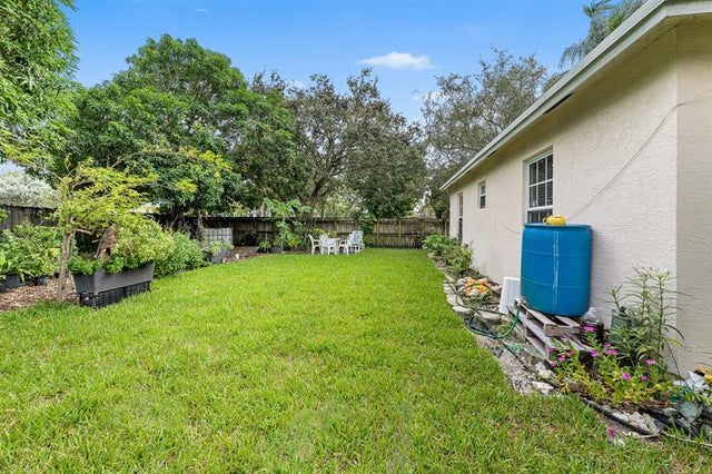 3 of 15 - 3112 Ne 17th Ave, Pompano Beach, FL