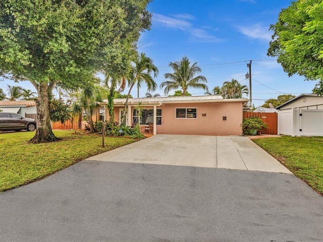 2 of 67 - 3201 Ne 14th Ave, Pompano Beach, FL