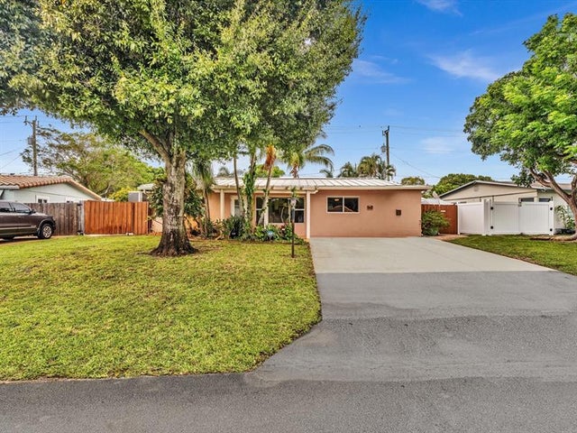 3 of 67 - 3201 Ne 14th Ave, Pompano Beach, FL